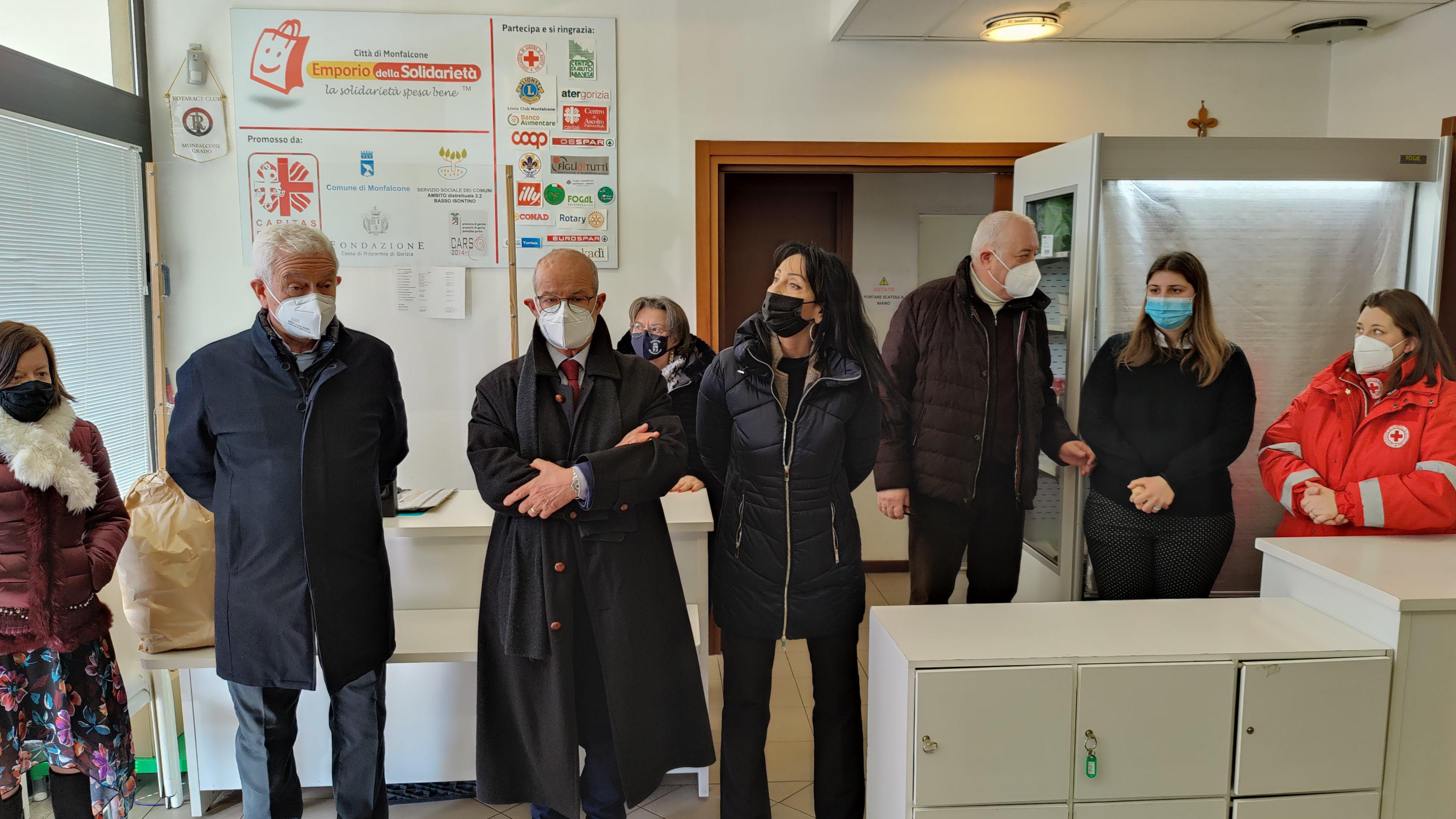Copertina per Monfalcone rinnova il protocollo per l'Emporio della Solidarietà, un aiuto alla comunità